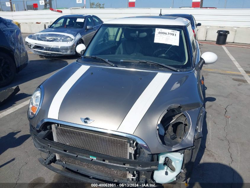 WMWSU3C57DT682480 2013 Mini Hardtop Cooper