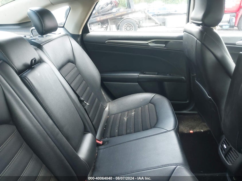 2017 Ford Fusion Se VIN: 3FA6P0HD3HR165894 Lot: 40064040