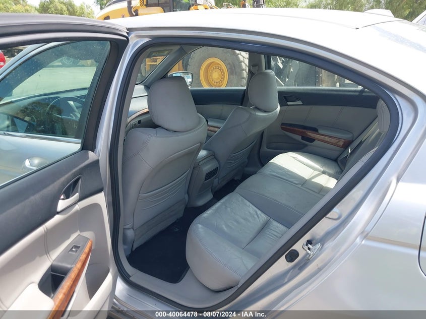 2011 Honda Accord 2.4 Ex-L VIN: 1HGCP2F89BA019422 Lot: 40064478