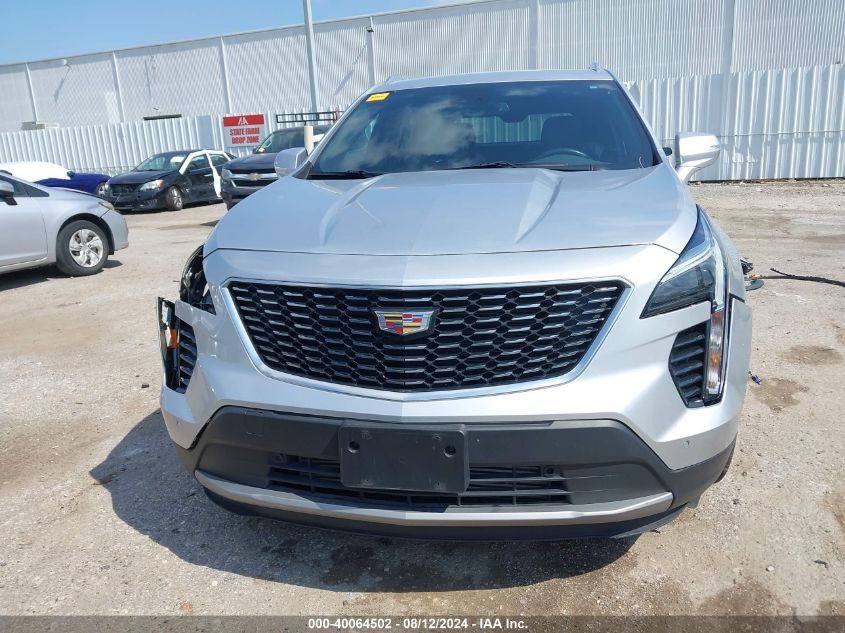 2022 Cadillac Xt4 Fwd Premium Luxury VIN: 1GYFZCR44NF100656 Lot: 40064502