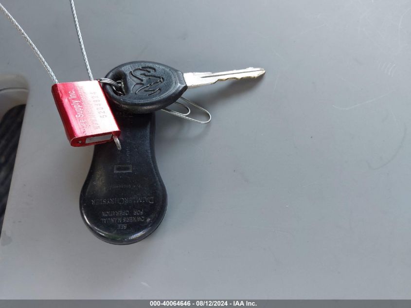 2002 Dodge Durango Sport VIN: 1B4HS38N82F152796 Lot: 40064646