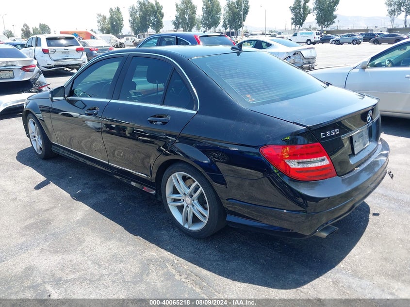 2014 MERCEDES-BENZ C 250 LUXURY/SPORT - WDDGF4HB8EA963472