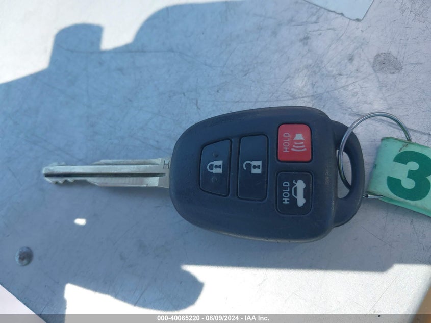 2016 TOYOTA COROLLA LE PLUS - 2T1BURHE5GC506392