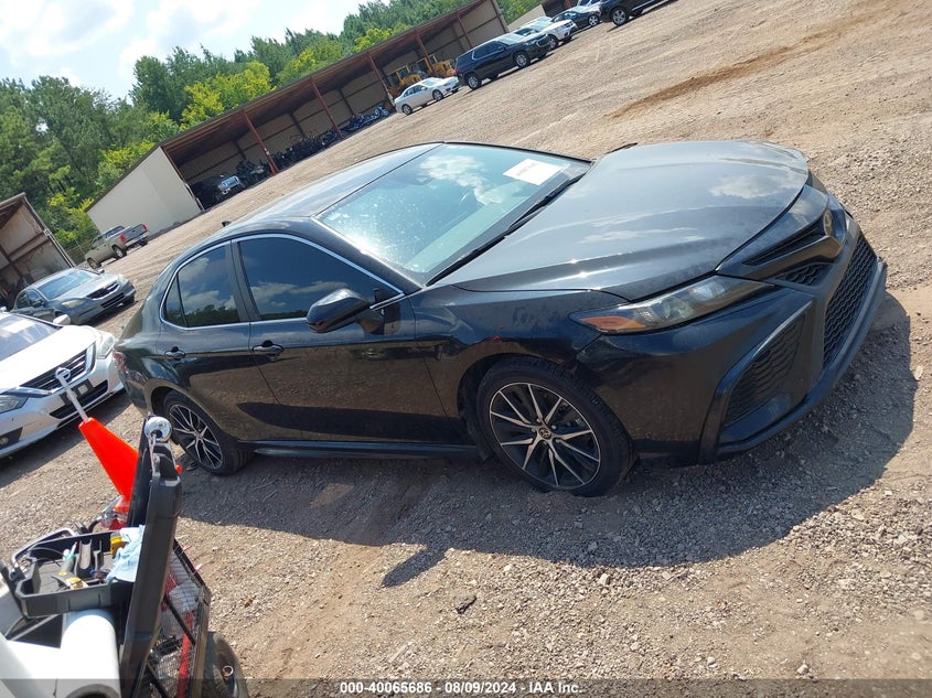 2021 TOYOTA CAMRY SE/SE NIGHT SHADE - 4T1G11AK6MU532722