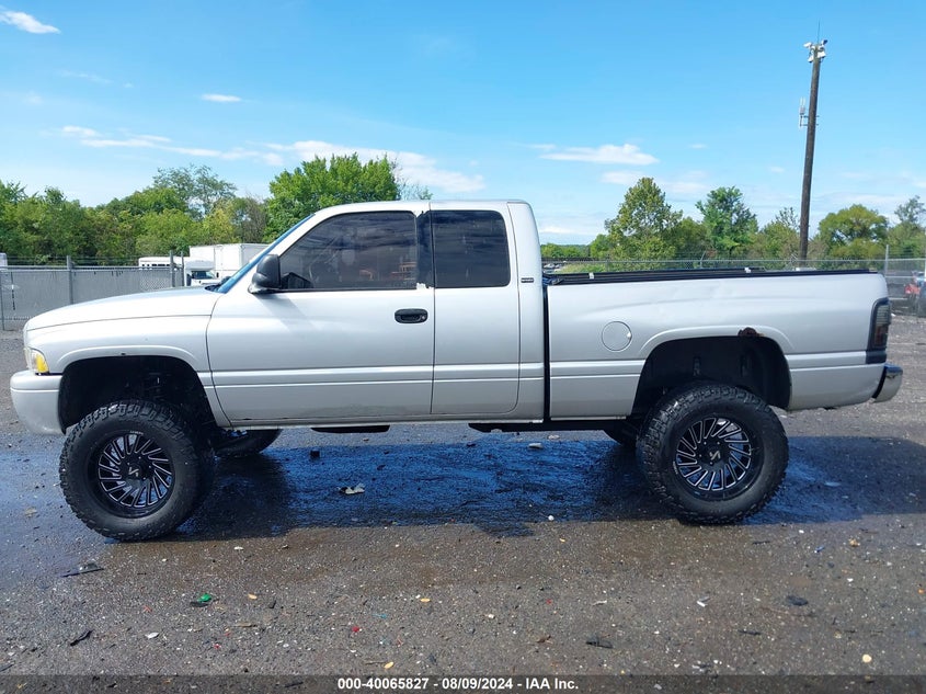 2001 Dodge Ram 1500 VIN: 3B7HF13Z61G732647 Lot: 40065827