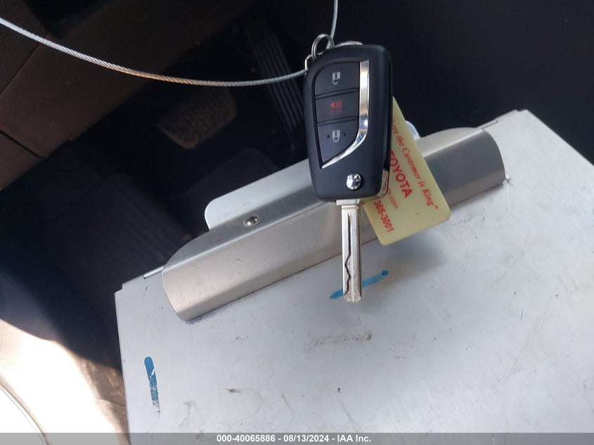 2021 TOYOTA RAV4 LE - 2T3H1RFV2MW184155