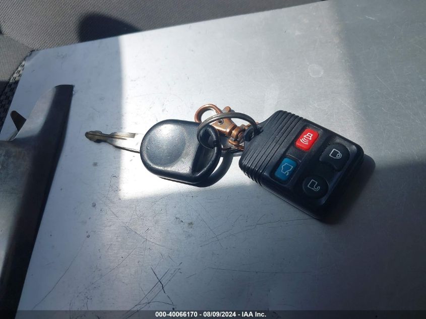 2005 Ford Escape Xlt VIN: 1FMCU03175KE16933 Lot: 40066170