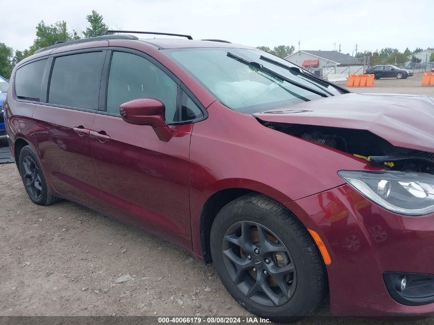 2018 Chrysler Pacifica Touring L VIN: 2C4RC1BG7JR257775 Lot: 40066179