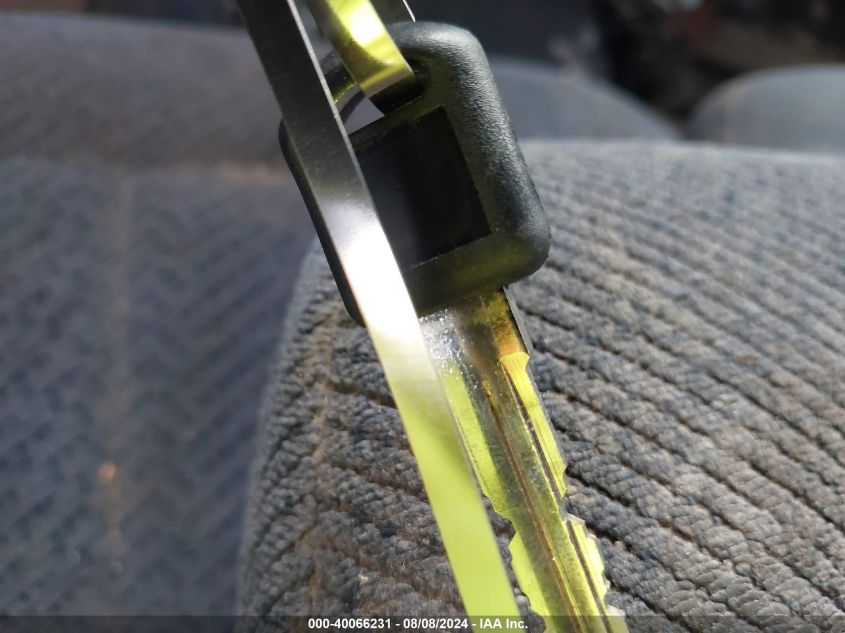 1996 Chevrolet Gmt-400 K1500 VIN: 2GCEK19W8T1120361 Lot: 40066231