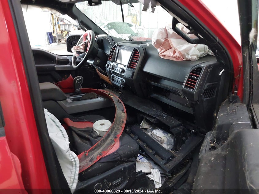 VIN 1FTEW1EPXJKF59092 2018 FORD F-150 XLT
