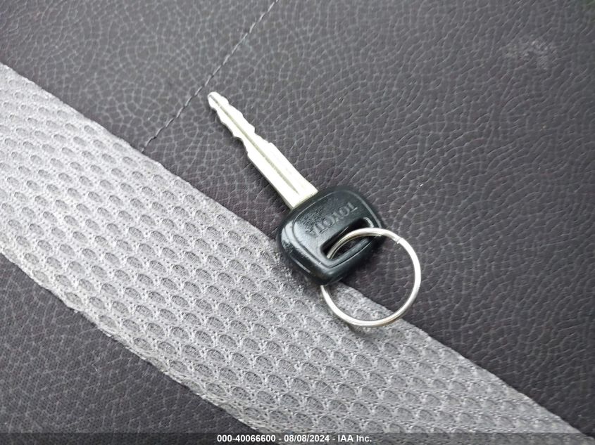 2002 Toyota Echo VIN: JTDBT123620245823 Lot: 40066600