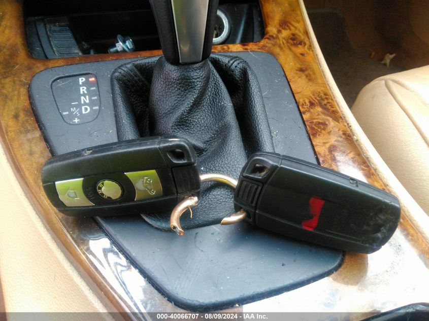 2007 BMW 328I VIN: WBAVA33547KX74646 Lot: 40066707