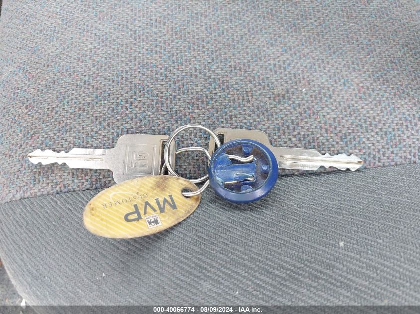 2001 Chevrolet Tracker VIN: 2CNBJ13C616911732 Lot: 40066774