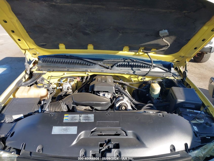 2000 Chevrolet Silverado C1500 VIN: 1GCEC14T7YZ224879 Lot: 40066808