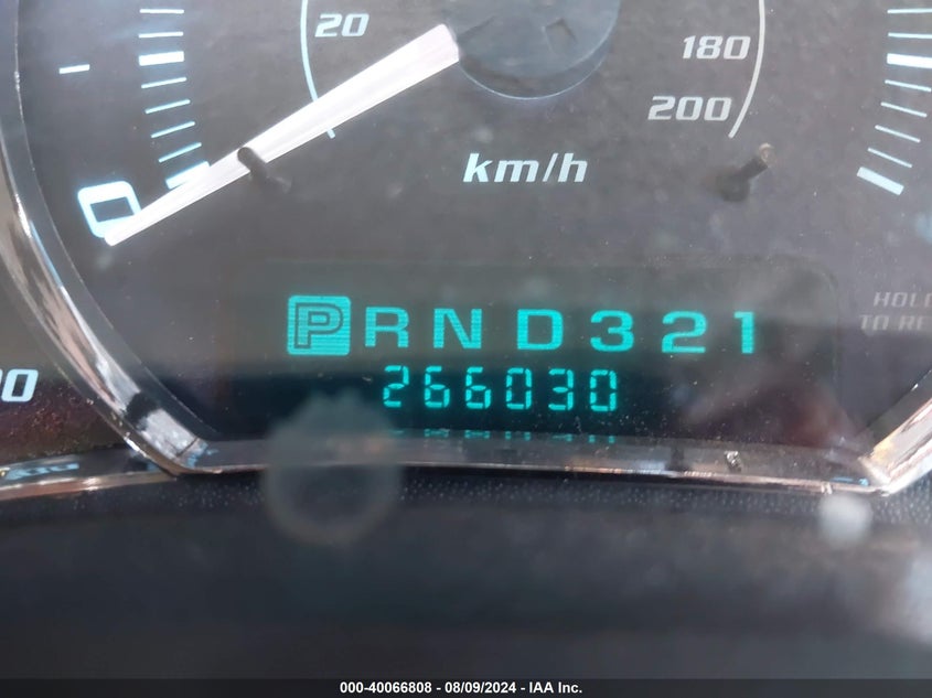 2000 Chevrolet Silverado C1500 VIN: 1GCEC14T7YZ224879 Lot: 40066808