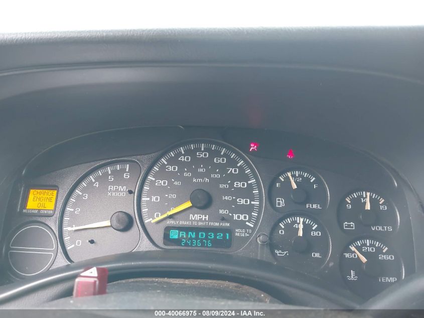 2000 Chevrolet Suburban 1500 K1500 VIN: 3GNFK16T1YG169390 Lot: 40066975