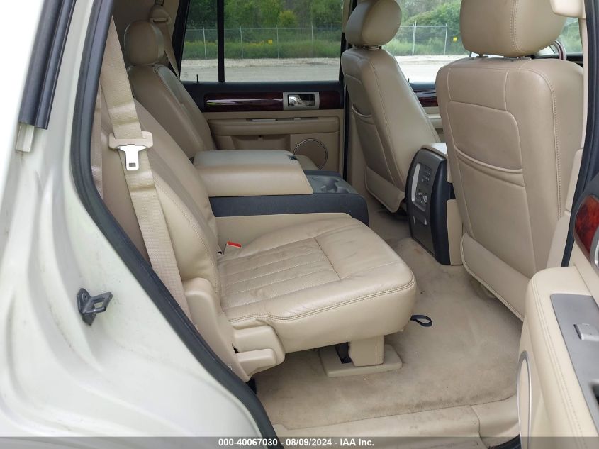 2006 Lincoln Navigator VIN: 5LMFU28586LJ26827 Lot: 40067030