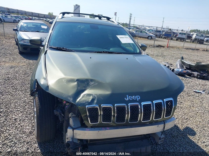 VIN 1C4PJMCB9KD482009 2019 JEEP CHEROKEE LATITUDE 4X4