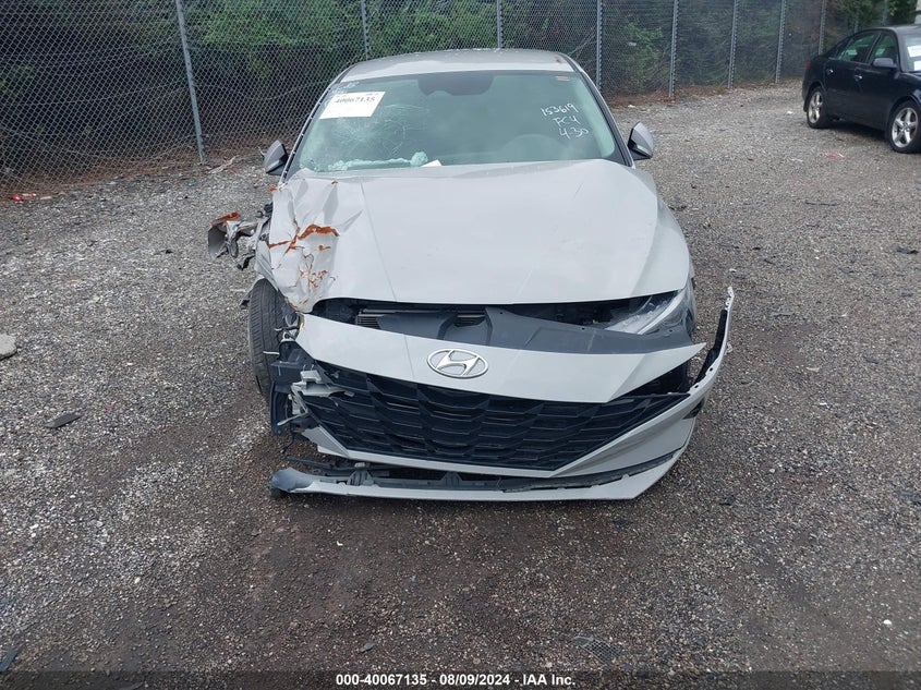 2021 HYUNDAI ELANTRA VIN: KMHLM4AG9MU153619