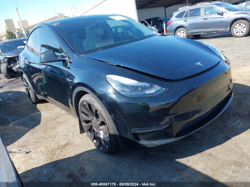 VIN 7SAYGDEFXNF468140 2022 Tesla Model Y, Performan... no.1