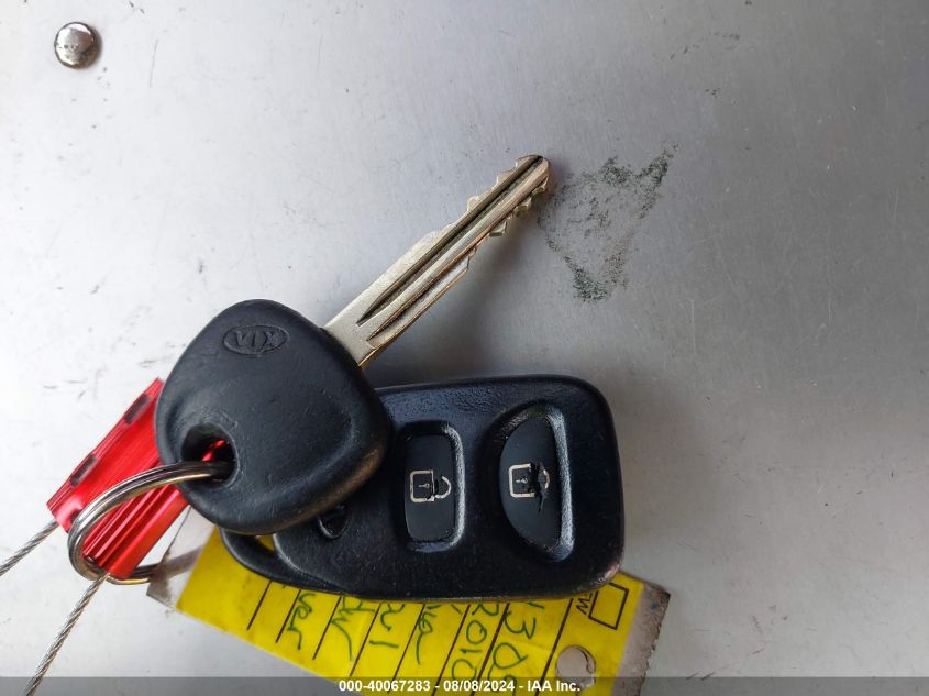 2010 Kia Soul Sport VIN: KNDJT2A26A7045170 Lot: 40067283