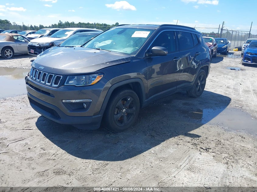 VIN 3C4NJCBB3JT488867 2018 JEEP COMPASS LATITUDE FWD