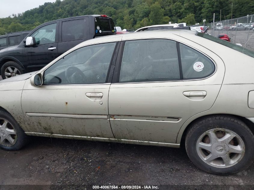 1N4DL01D7WC142174 1998 Nissan Altima Gle/Gxe/Se/Xe