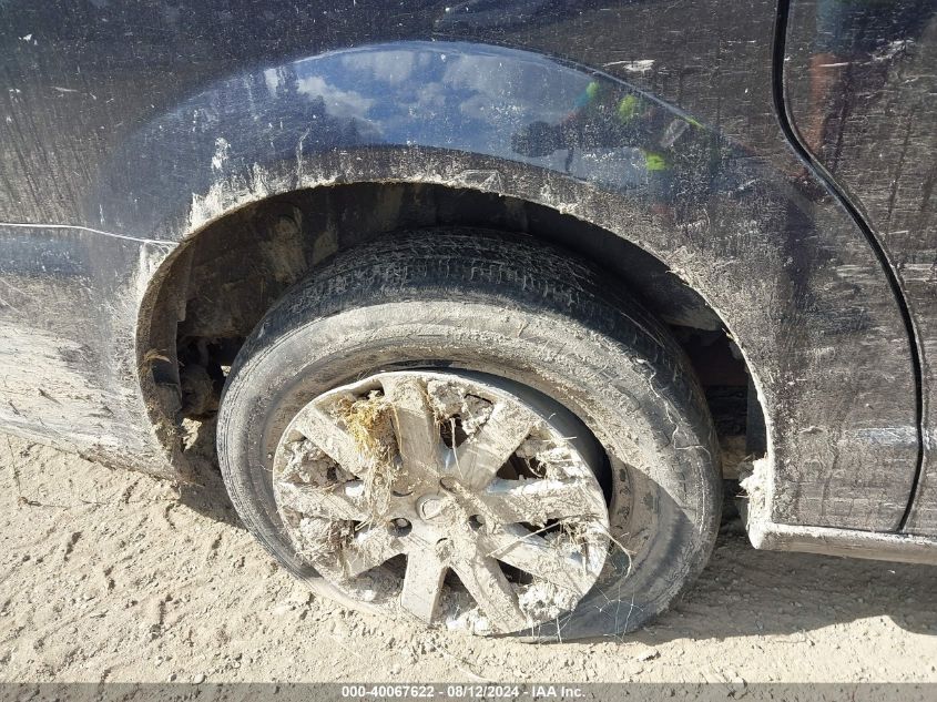 2011 Chrysler Town & Country Touring-L VIN: 2A4RR8DG7BR749318 Lot: 40067622