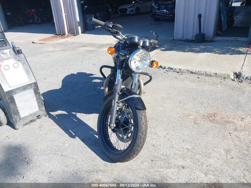 2023 TRIUMPH MOTORCYCLE BONNEVILLE 900 CC(VIN: SMTD10G75PTBF7744