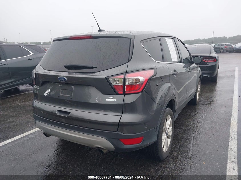 VIN 1FMCU0GD2HUC45764 2017 FORD ESCAPE SE