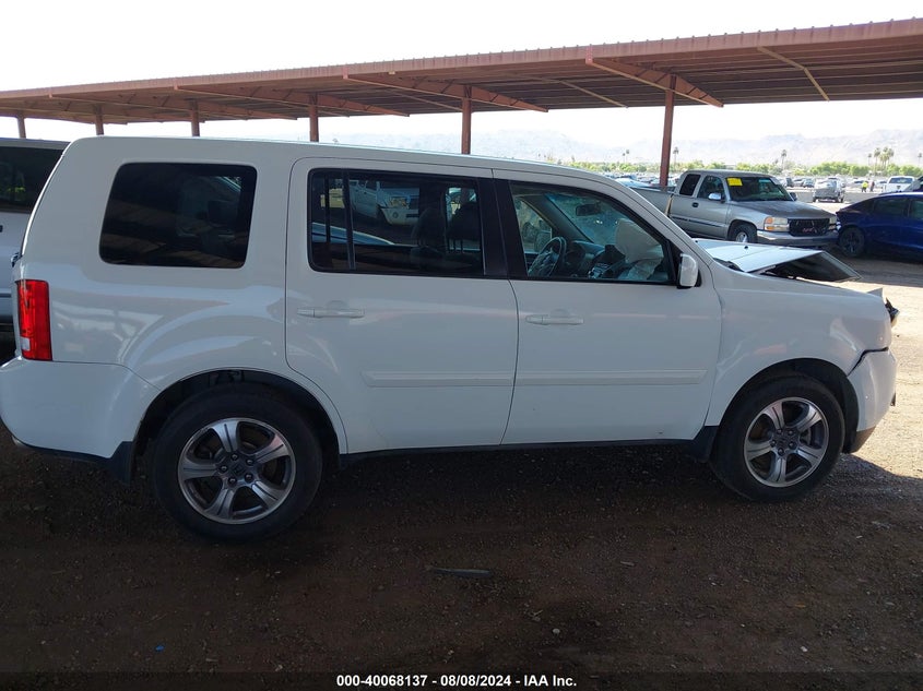 2015 Honda Pilot Se VIN: 5FNYF3H33FB033828 Lot: 40068137
