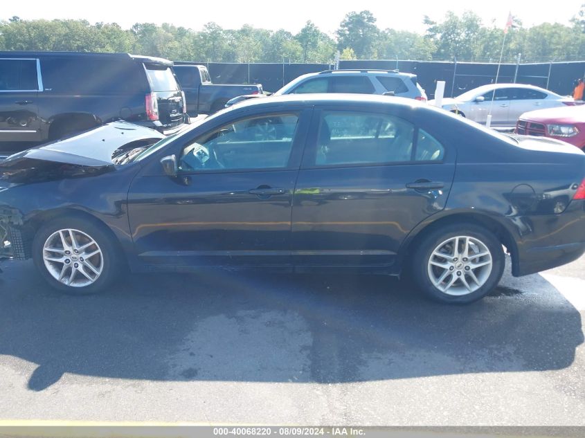 2010 Ford Fusion S VIN: 3FAHP0GA3AR377572 Lot: 40068220