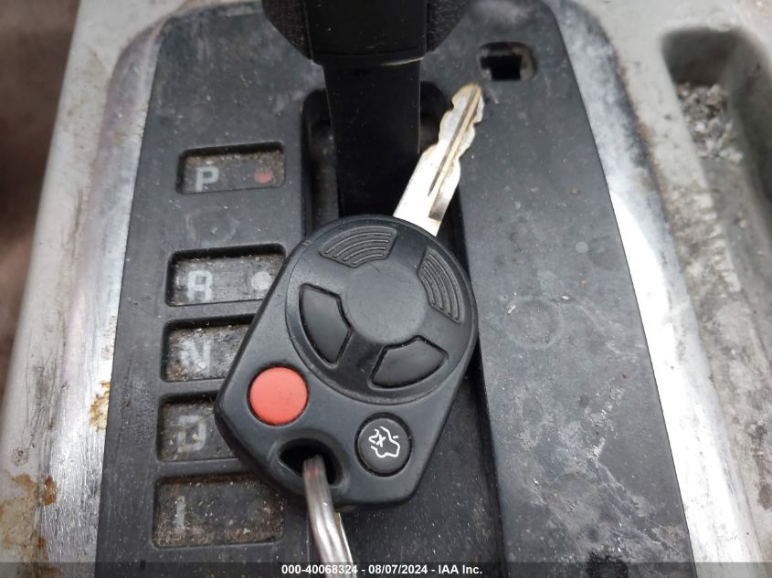 2010 Ford Escape Xlt VIN: 1FMCU0D74AKC85201 Lot: 40068324