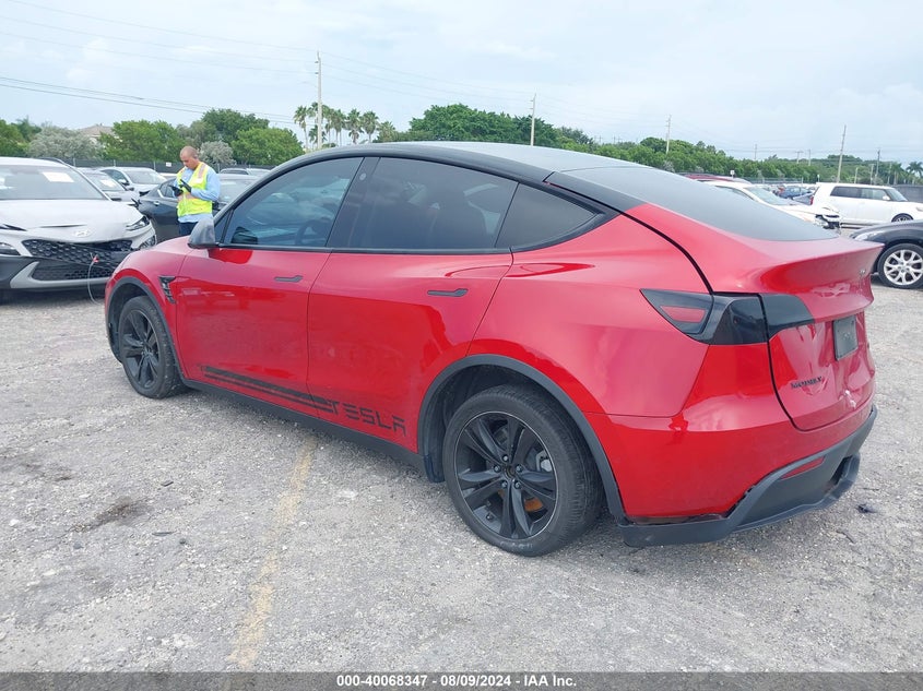 2021 TESLA MODEL Y U   U(VIN: 5YJYGDEE1MF105955