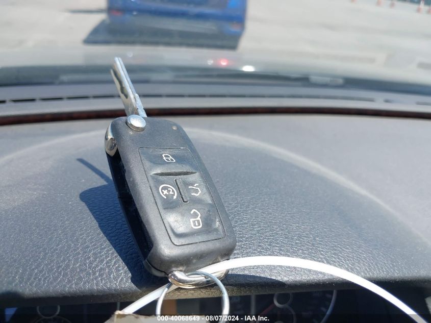 2012 Volkswagen Passat 2.0L Tdi Sel Premium VIN: 1VWCN7A39CC088059 Lot: 40068649