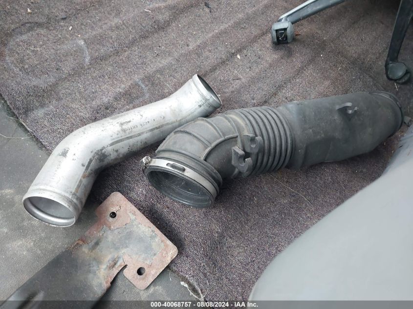 2004 Ford E-350 Super Duty Commercial/Recreational VIN: 1FTSS34P34HB27537 Lot: 40068757