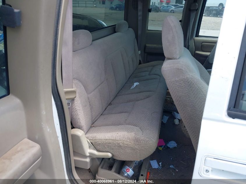 1997 Chevrolet Gmt-400 C1500 VIN: 2GCEC19M0V1103293 Lot: 40068961