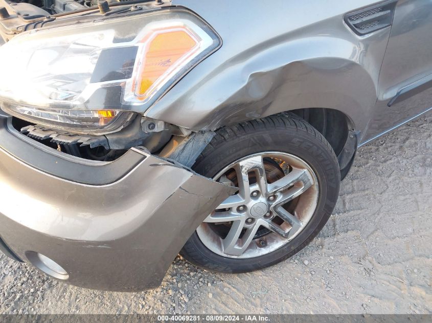 2011 Kia Soul + VIN: KNDJT2A26B7213164 Lot: 40069281