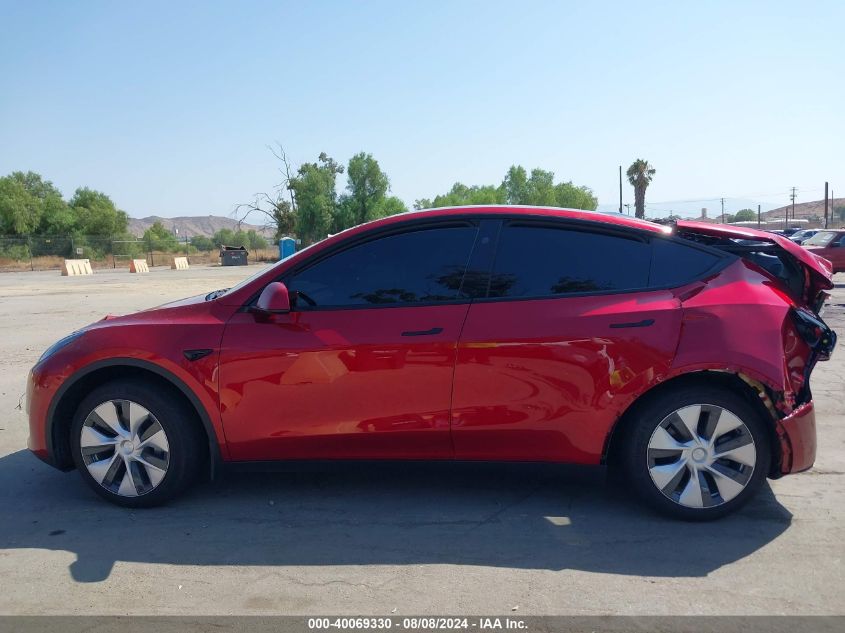 2024 Tesla Model Y Long Range Dual Motor All-Wheel Drive VIN: 7SAYGAEE3RF078329 Lot: 40069330