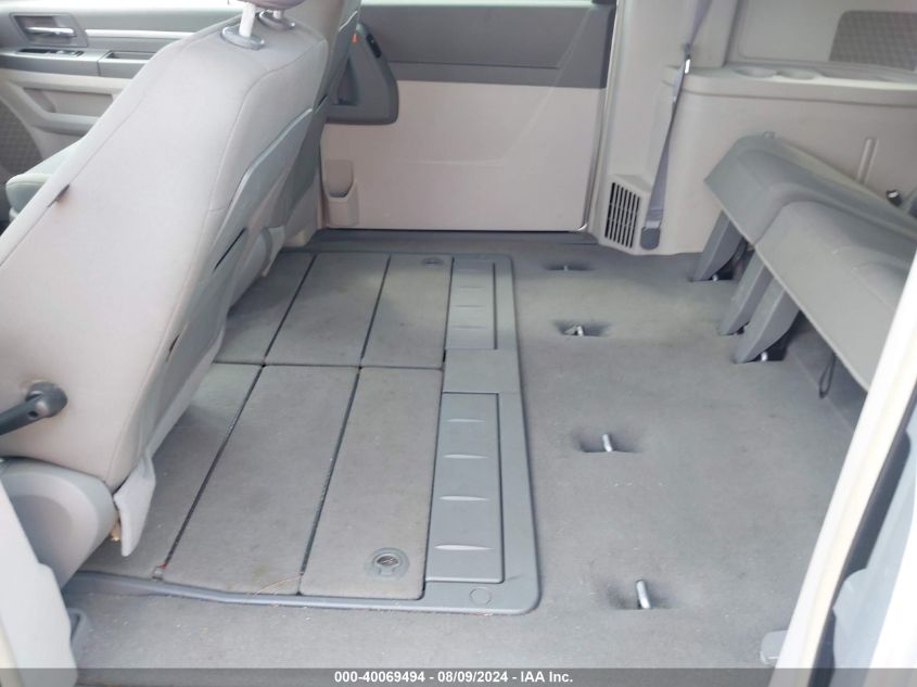 2008 Dodge Grand Caravan Sxt VIN: 1D8HN54P28B104435 Lot: 40069494