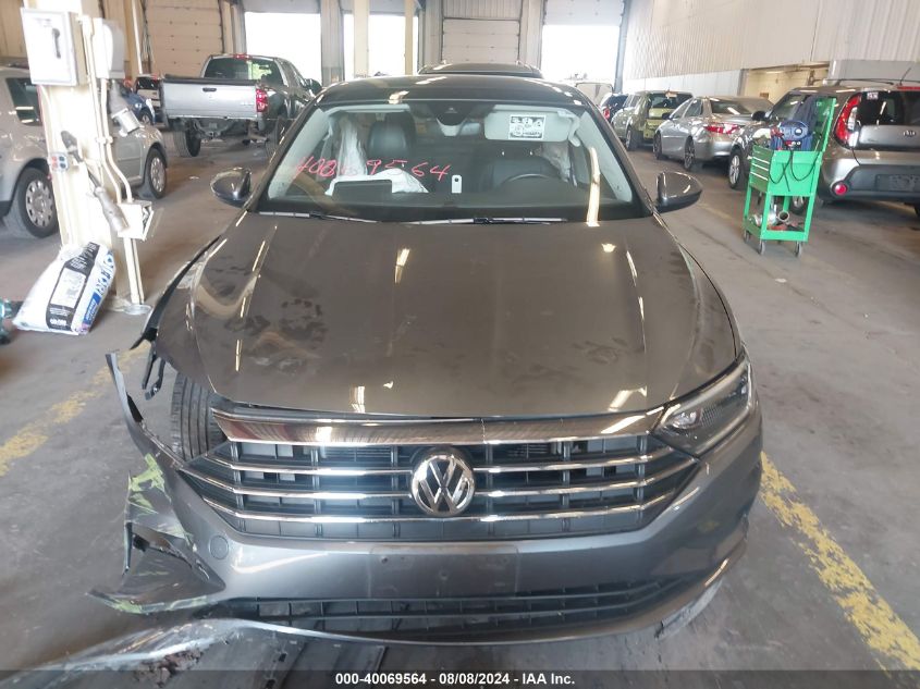 2019 Volkswagen Jetta 1.4T Sel VIN: 3VWE57BU3KM111641 Lot: 40069564