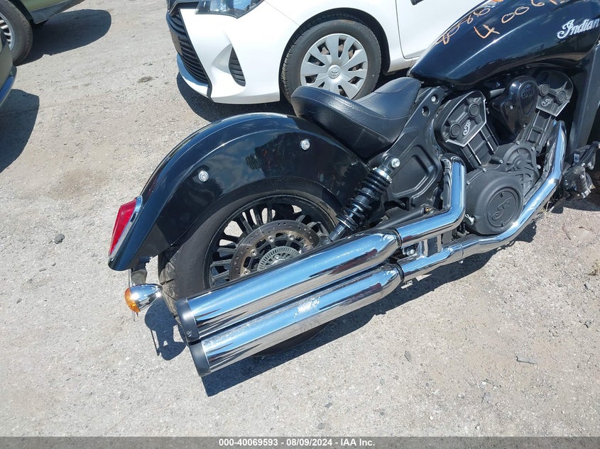 VIN 56KMSA118M3168086 2021 INDIAN MOTORCYCLE CO. SCOUT SIXTY ABS
