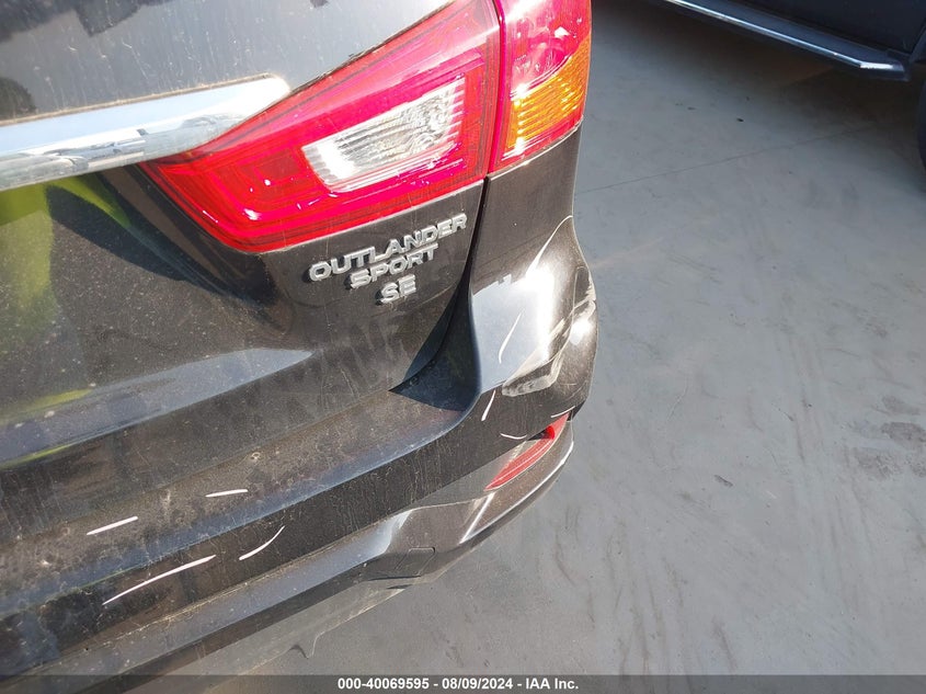 2018 MITSUBISHI OUTLANDER SPORT ES/SE - JA4AR3AW7JZ033065