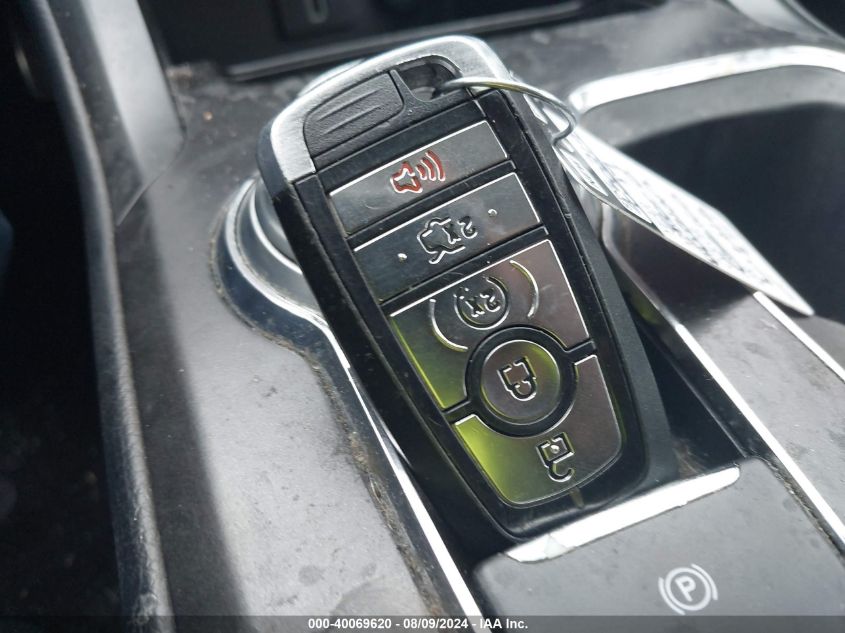 3FA6P0SUXHR409811 2017 Ford Fusion Energi Titanium