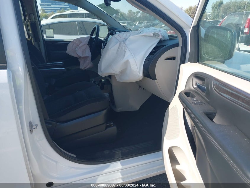 2018 DODGE GRAND CARAVAN SE - 2C4RDGBG1JR296782