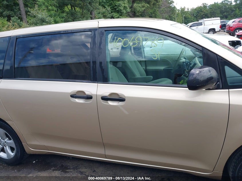 2011 Toyota Sienna VIN: 5TDKA3DC8BS004888 Lot: 40069789