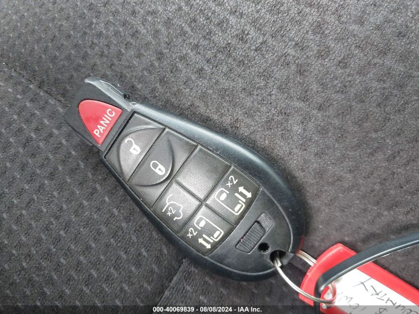 2011 Chrysler Town & Country Touring VIN: 2A4RR5DG8BR650201 Lot: 40069839