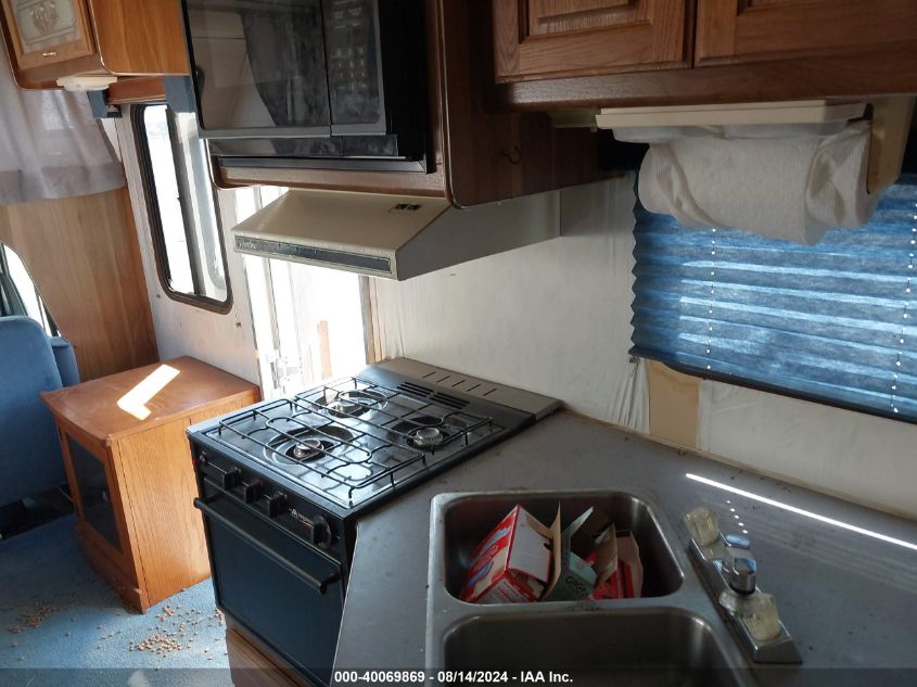 1993 Ford Econoline E350 Cutaway Van VIN: 1FDKE30G4PHB84021 Lot: 40069869