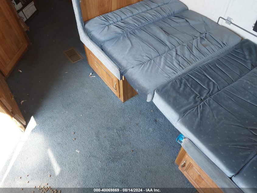 1993 Ford Econoline E350 Cutaway Van VIN: 1FDKE30G4PHB84021 Lot: 40069869