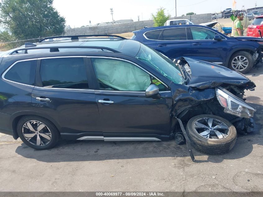 2019 Subaru Forester Touring VIN: JF2SKAWCXKH545722 Lot: 40069977